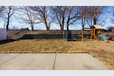 1517 Kell Avenue, Bloomington, IL 61705 - Photo 42