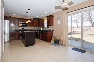 1517 Kell Ave, Bloomington, IL 61705 - Photo 8