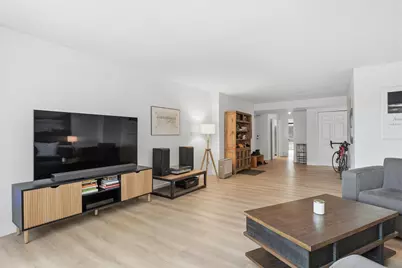 3100 N Lake Shore Drive #301, Chicago, IL 60657 - Photo 4