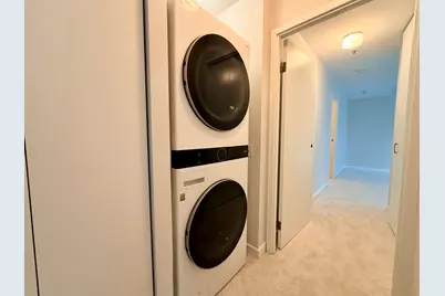 100 E Huron Street #2001, Chicago, IL 60611 - Photo 14