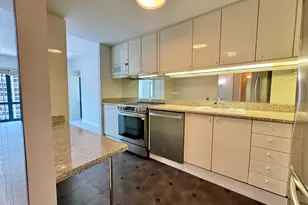 100 E Huron St, Chicago, IL 60611 - Photo 6