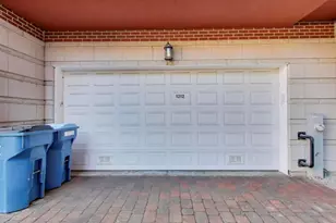 1212 N Orleans St, Chicago, IL 60610 - Photo 24