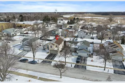 760 Normandy Lane, Lake in the Hills, IL 60156 - Photo 30