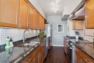 3180 N Lake Shore Dr, Chicago, IL 60657 - Photo 12