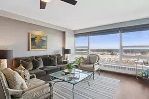 3180 N Lake Shore Dr, Chicago, IL 60657 - Photo 6