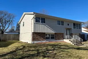 21624 Gailine Ave, Sauk Village, IL 60411 - Photo 2