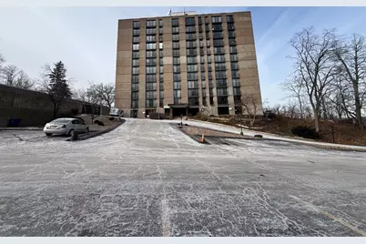 1800 7th Street #11F, East Moline, IL 61244 - Photo 1