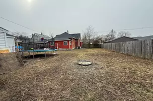 112 S H St, Tilton, IL 61833 - Photo 10