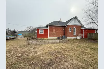 112 S H Street, Tilton, IL 61833 - Photo 6