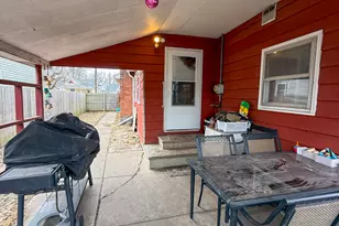 112 S H St, Tilton, IL 61833 - Photo 16