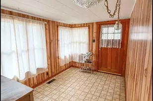 112 S H St, Tilton, IL 61833 - Photo 20