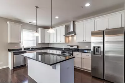 76 Lakeview Place, Lake Zurich, IL 60047 - Photo 4