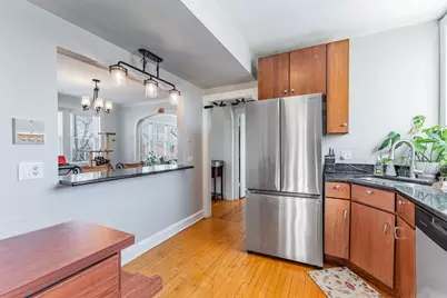 4704 N Kasson Avenue #3, Chicago, IL 60630 - Photo 8