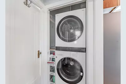 4704 N Kasson Avenue #3, Chicago, IL 60630 - Photo 12