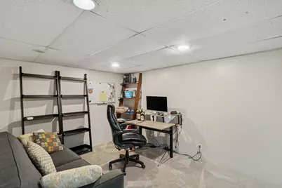 2207 E Michael Manor Lane, Arlington Heights, IL 60004 - Photo 18