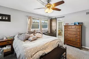 2207 E Michael Manor Ln, Arlington Heights, IL 60004 - Photo 14