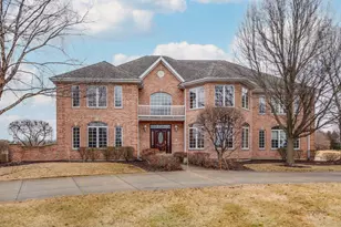 37181 N Fox Hill Dr, Wadsworth, IL 60083 - Photo 1