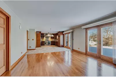 8732 W Surrey Park, Palos Hills, IL 60465 - Photo 4