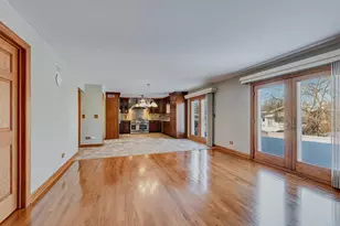 8732 W Surrey Park, Palos Hills, IL 60465 - Photo 4