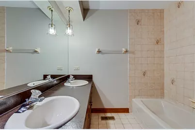 8732 W Surrey Park, Palos Hills, IL 60465 - Photo 22