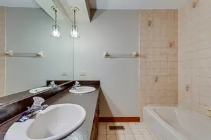 8732 W Surrey Park, Palos Hills, IL 60465 - Photo 22