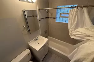 5423 W 63rd Pl, Chicago, IL 60638 - Photo 8