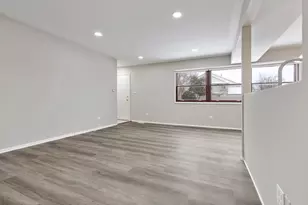 262 Inverrary Ln, Deerfield, IL 60015 - Photo 4