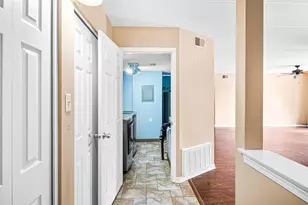 11015 S Theresa Circle, Palos Hills, IL 60465 - Photo 16