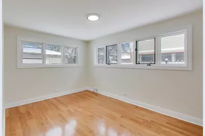 8628 Kimball Avenue, Skokie, IL 60076 - Photo 12