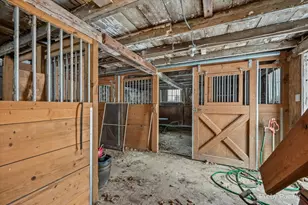 11N575 Rohrssen Rd, Elgin, IL 60120 - Photo 34