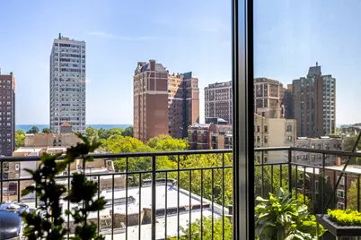 3900 N Pine Grove Avenue #911, Chicago, IL 60613 - Photo 16