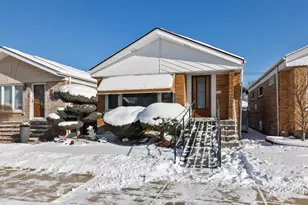 6031 S Moody Ave, Chicago, IL 60638 - Photo 1