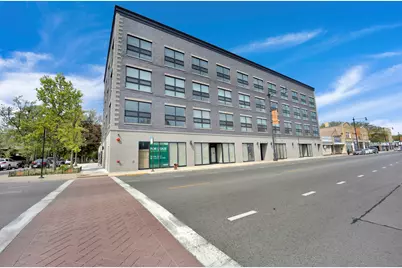 4350 W Lawrence Avenue #303, Chicago, IL 60630 - Photo 1