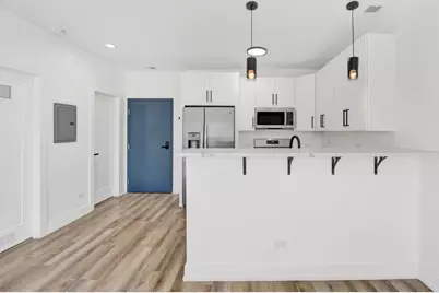 4350 W Lawrence Avenue #303, Chicago, IL 60630 - Photo 4