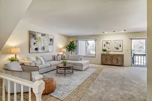 19 Portwine Rd, Willowbrook, IL 60527 - Photo 2