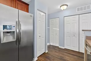 1302 Kettleson Dr, Minooka, IL 60447 - Photo 10