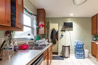 1054 Broadmoor Place, Deerfield, IL 60015 - Photo 6