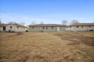 15 Brookwood Dr, Normal, IL 61761 - Photo 22