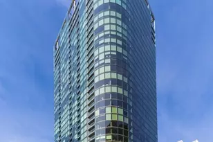 600 N Fairbanks Ct, Chicago, IL 60611 - Photo 1