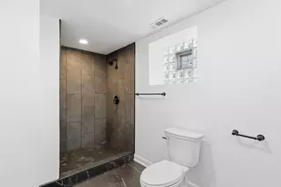 7724 S Chappel Ave, Chicago, IL 60649 - Photo 16