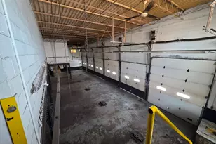 2859 W Montrose Ave, Chicago, IL 60618 - Photo 12