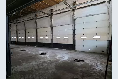 2859 W Montrose Avenue, Chicago, IL 60618 - Photo 4