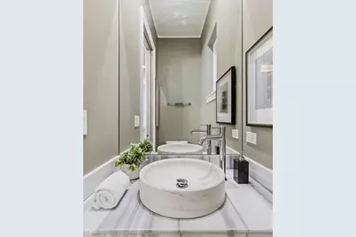 2234 W Huron Street, Chicago, IL 60612 - Photo 12