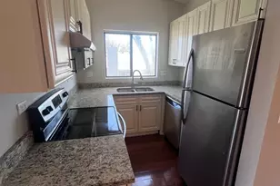 417 Berkshire Dr, Crystal Lake, IL 60014 - Photo 8