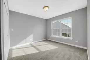 224 N La Salle Ave, Bradley, IL 60915 - Photo 12