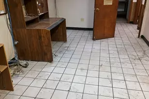 2859 W Montrose Ave, Chicago, IL 60618 - Photo 16