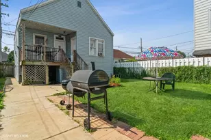 5131 W Henderson St, Chicago, IL 60641 - Photo 12