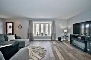 28W587 Leverenz Rd, Naperville, IL 60564 - Photo 10