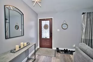 28W587 Leverenz Rd, Naperville, IL 60564 - Photo 4