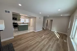 408 East End Ave, Hillside, IL 60162 - Photo 6